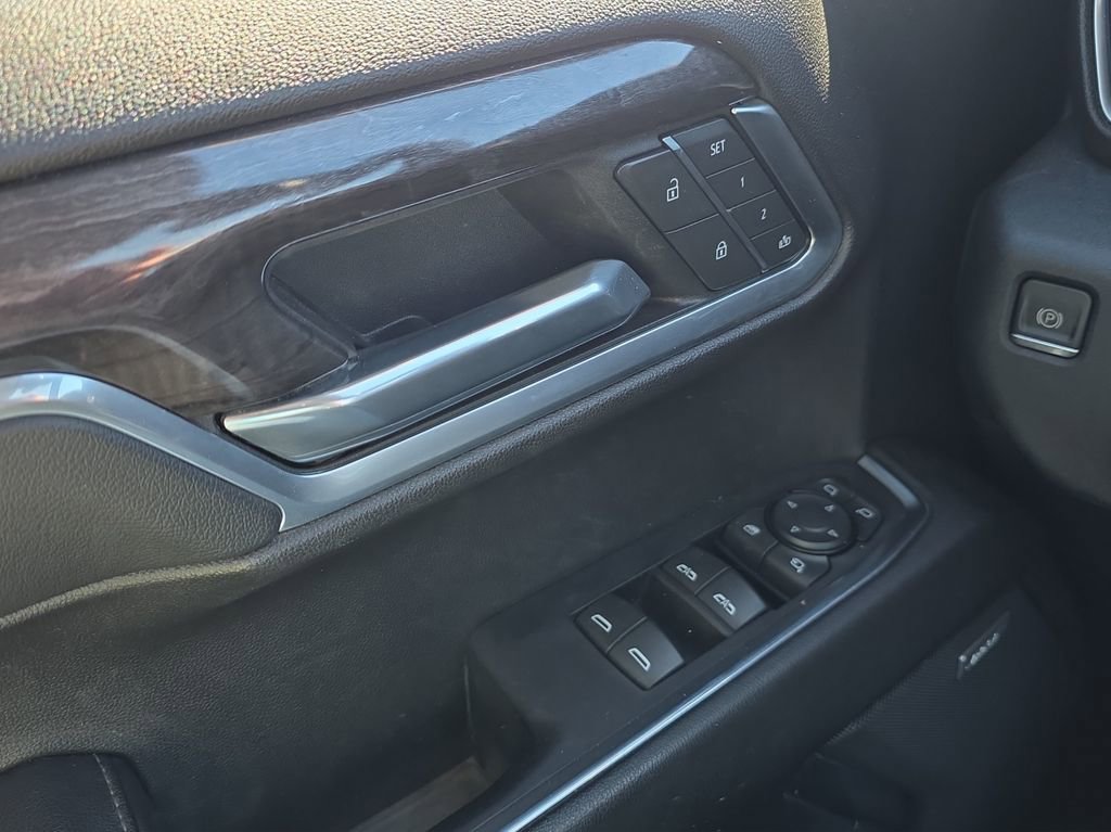 Used 2023 Chevrolet Silverado 1500 LTZ image 11