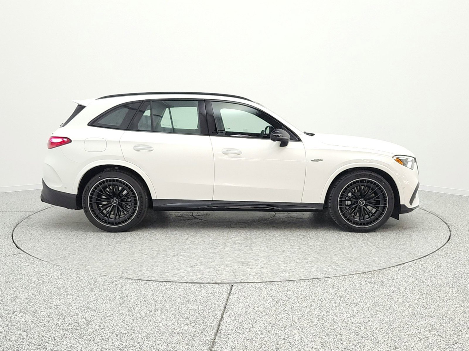 New 2026 Mercedes-Benz GLC 43 AMG 4MATIC image 4