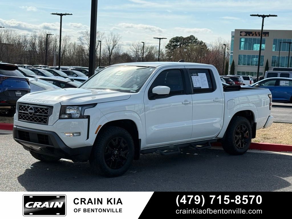 Used 2022 Nissan Frontier SV RWD image 3