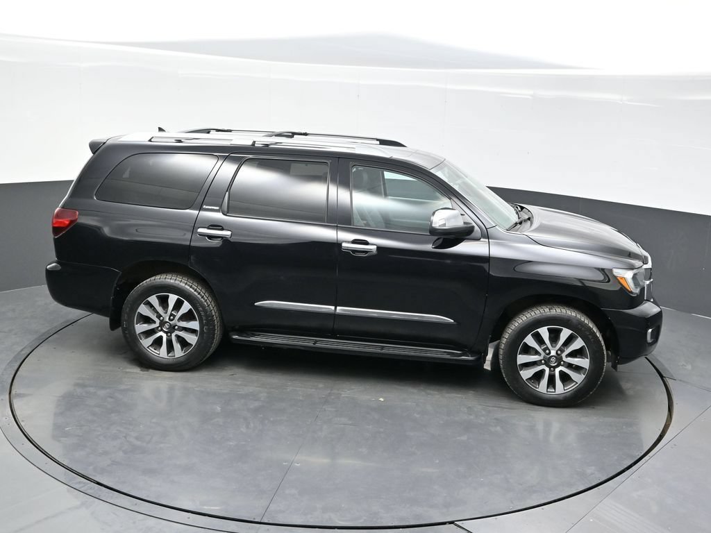 Used 2018 Toyota Sequoia Limited w/ Safety & Convenience Package AWD/4WD image 34