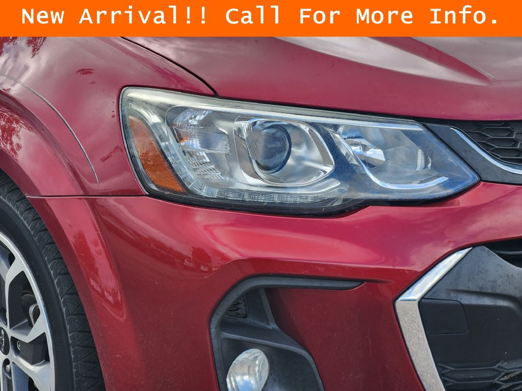 Used 2018 Chevrolet Sonic LT w/ Convenience Package FWD image 8