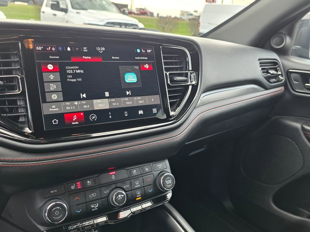 Used 2024 Dodge Durango GT image 23