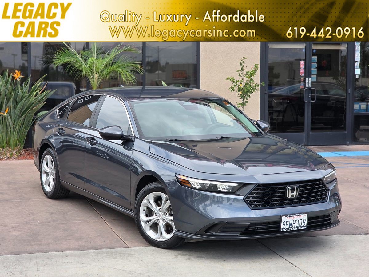 Used 2023 Honda Accord LX video 1