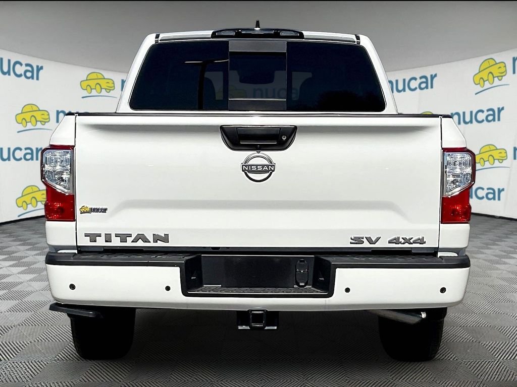 Used 2024 Nissan Titan SV w/ Accessory Utility Package AWD/4WD image 5