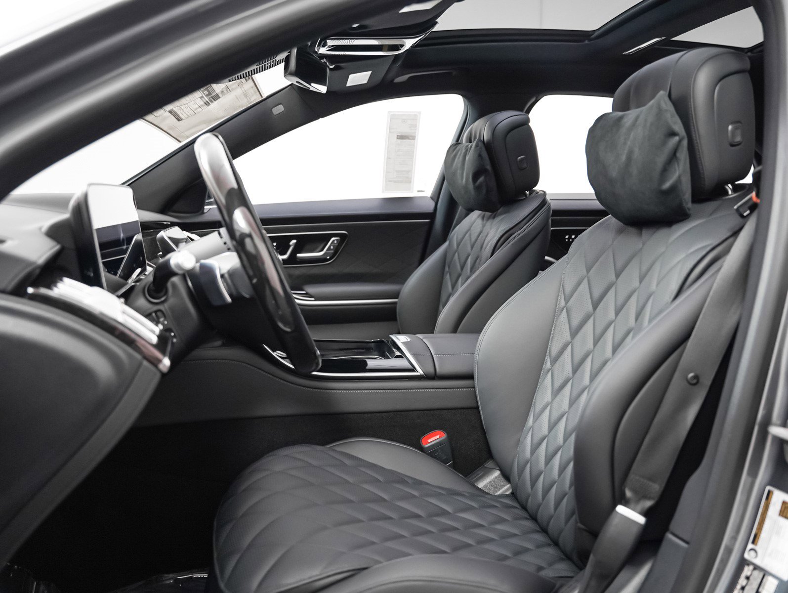 New 2026 Mercedes-Benz S 580 4MATIC Sedan image 8