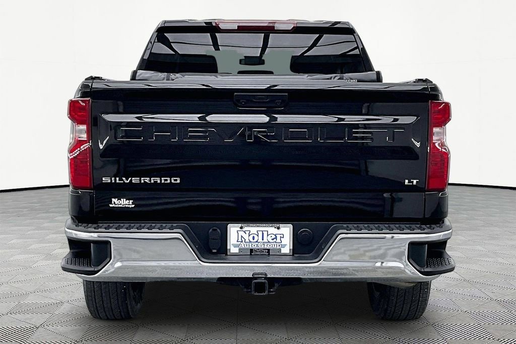 Used 2024 Chevrolet Silverado 1500 LT AWD/4WD image 4
