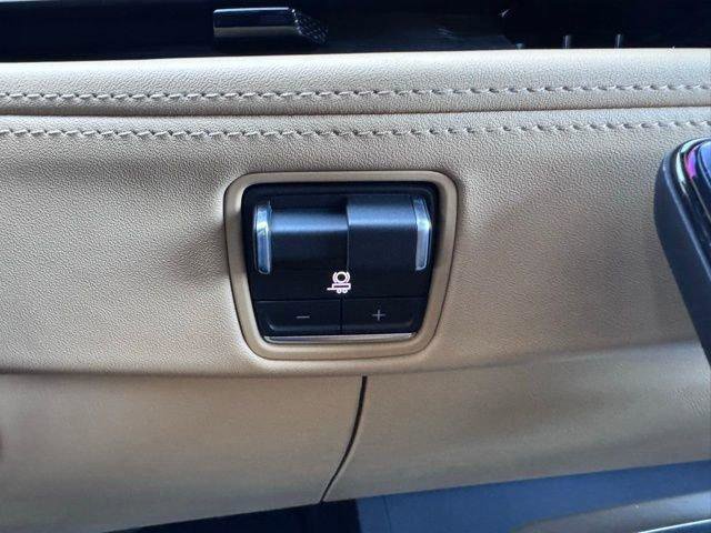 New 2025 Cadillac Escalade IQ Luxury 2 w/ LPO, Radiant Package image 20