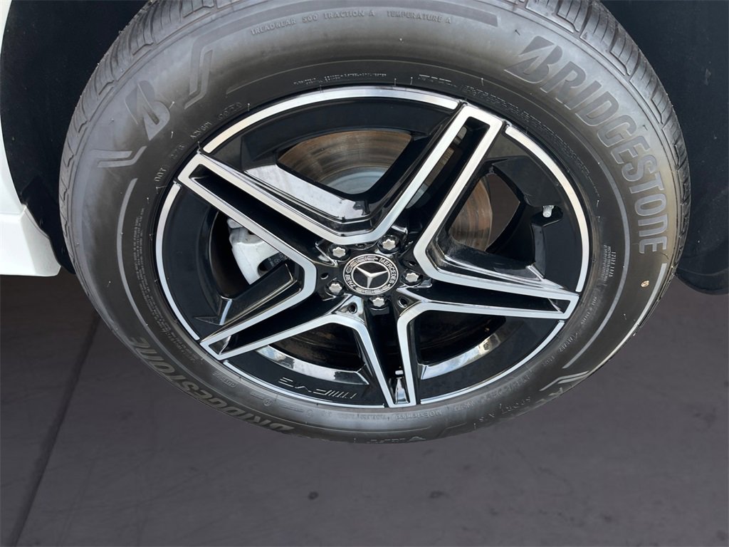 Certified 2025 Mercedes-Benz GLE 450e 4MATIC image 13