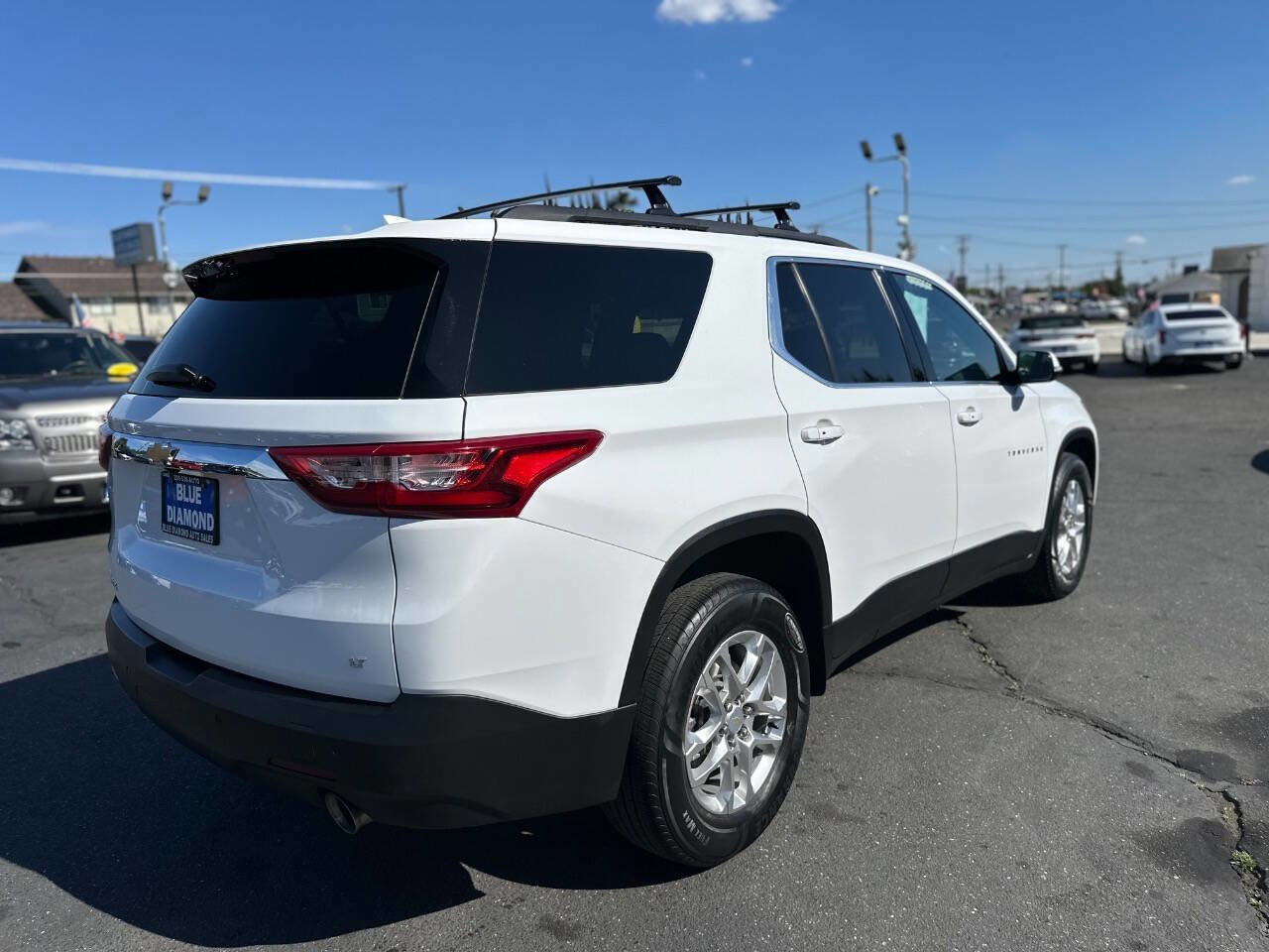 Used 2020 Chevrolet Traverse LT FWD image 6