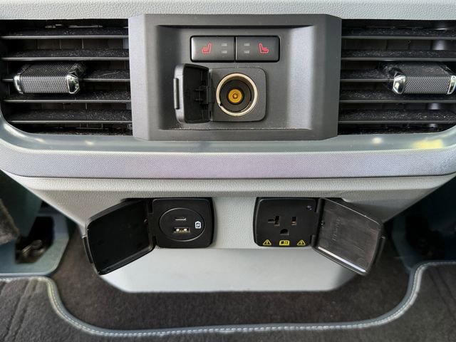 Used 2022 Ford F150 Limited image 41