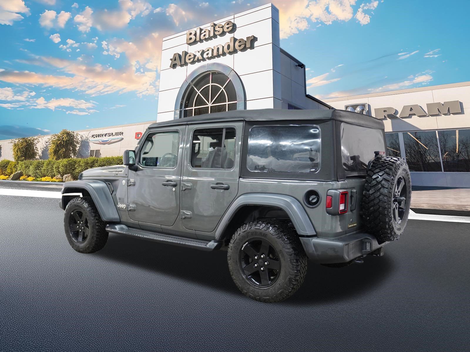 Used 2020 Jeep Wrangler Unlimited Sport image 11