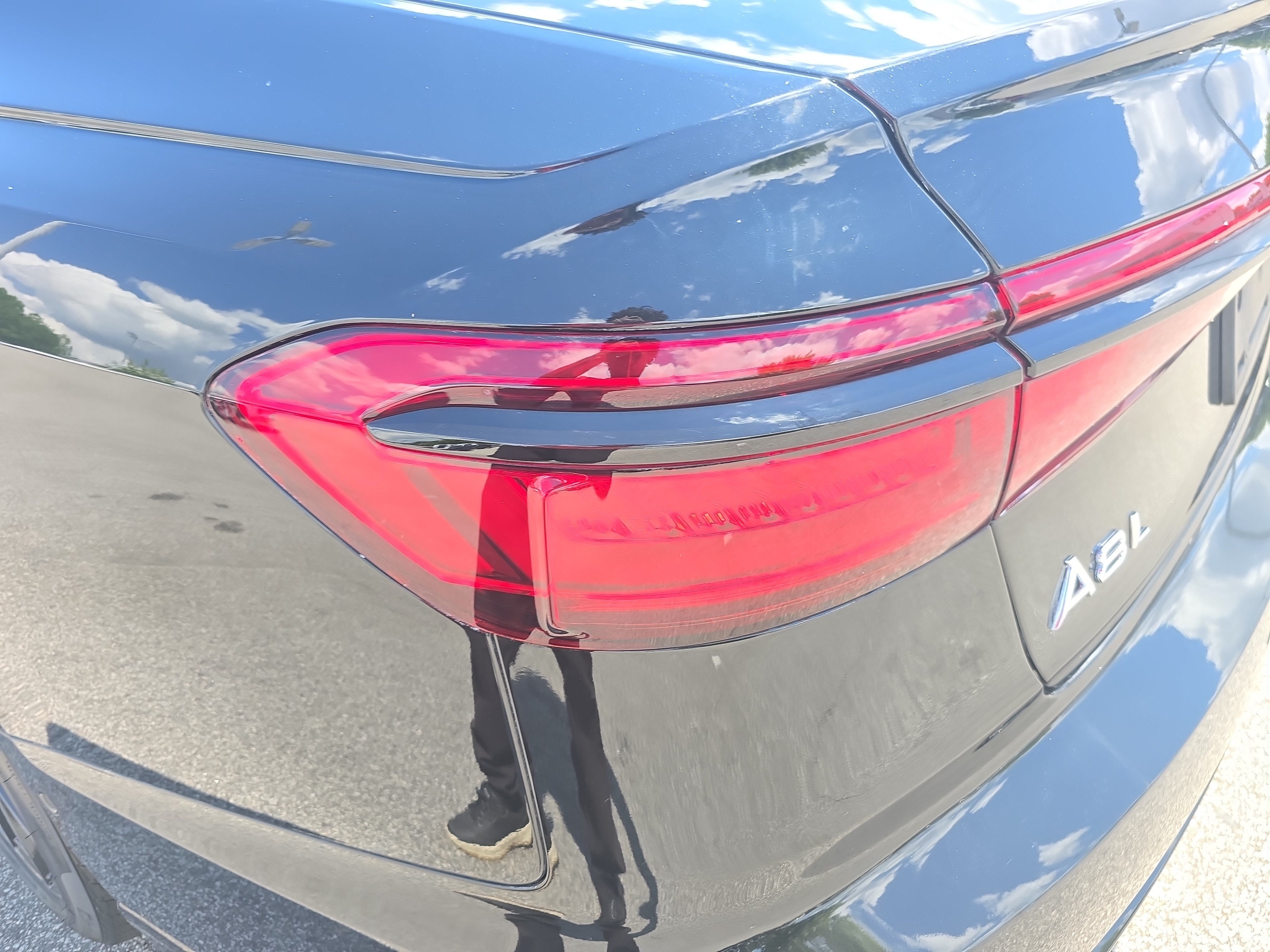 Used 2020 Audi A8 L 4.0T w/ Executive Package AWD/4WD image 32
