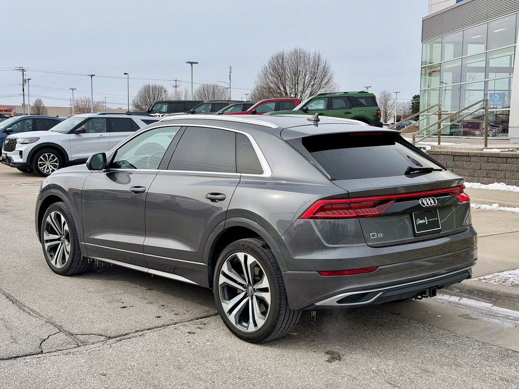 Used 2019 Audi Q8 Prestige w/ Towing Package image 4