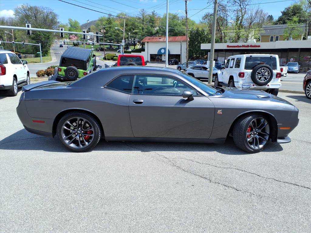 Used 2021 Dodge Challenger R/T Scat Pack w/ Driver Convenience Group image 3