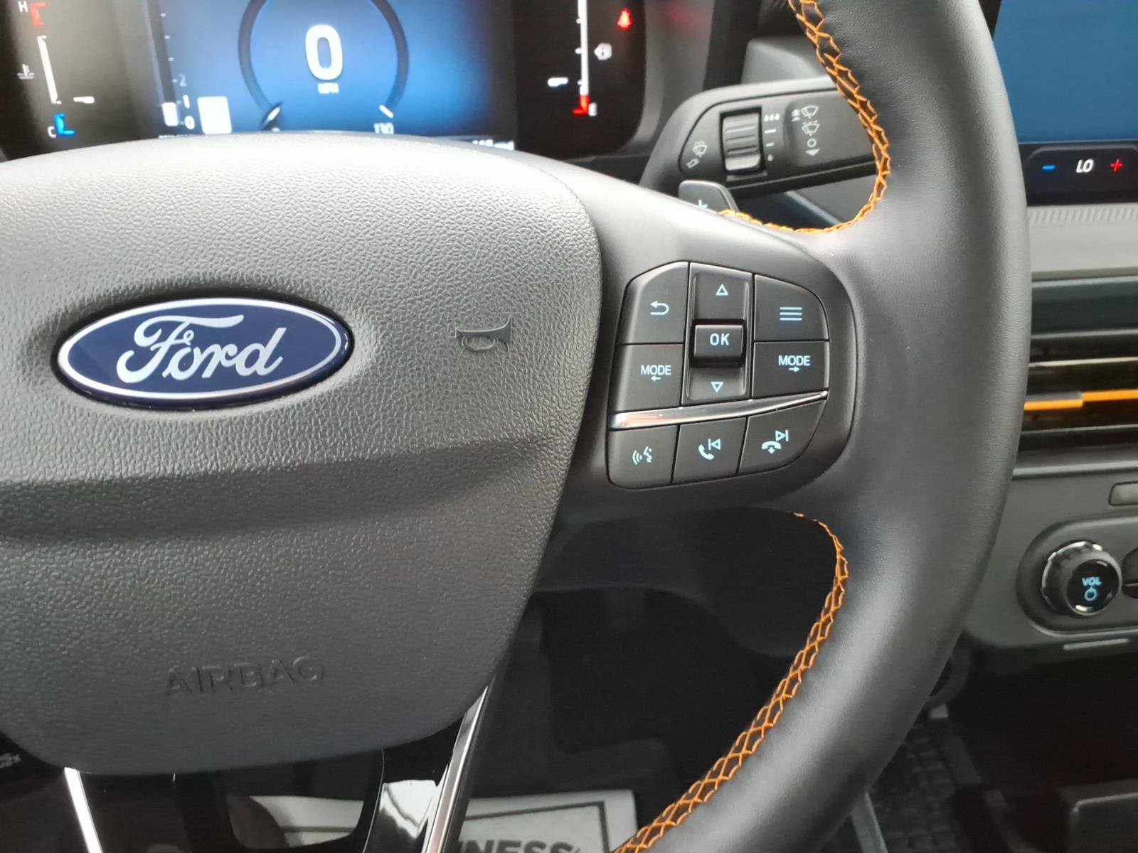 Used 2025 Ford Maverick Tremor AWD/4WD image 21