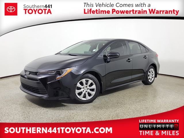 Used 2026 Toyota Corolla LE FWD image 1