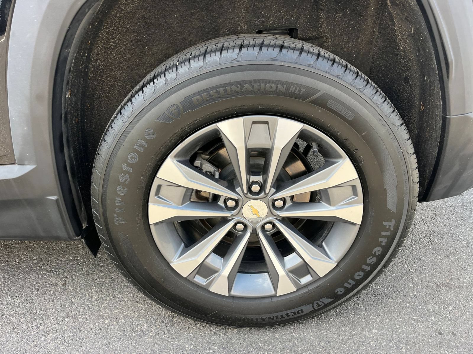 Used 2025 Chevrolet Equinox LT FWD image 30