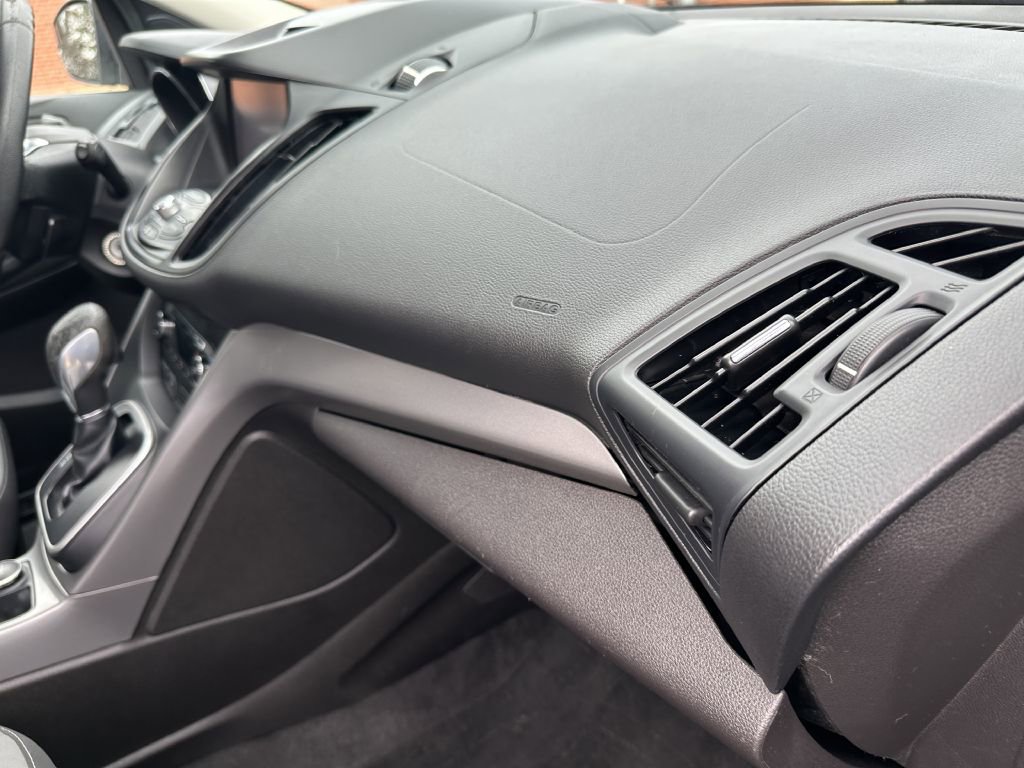 Used 2013 Ford Escape SE image 30