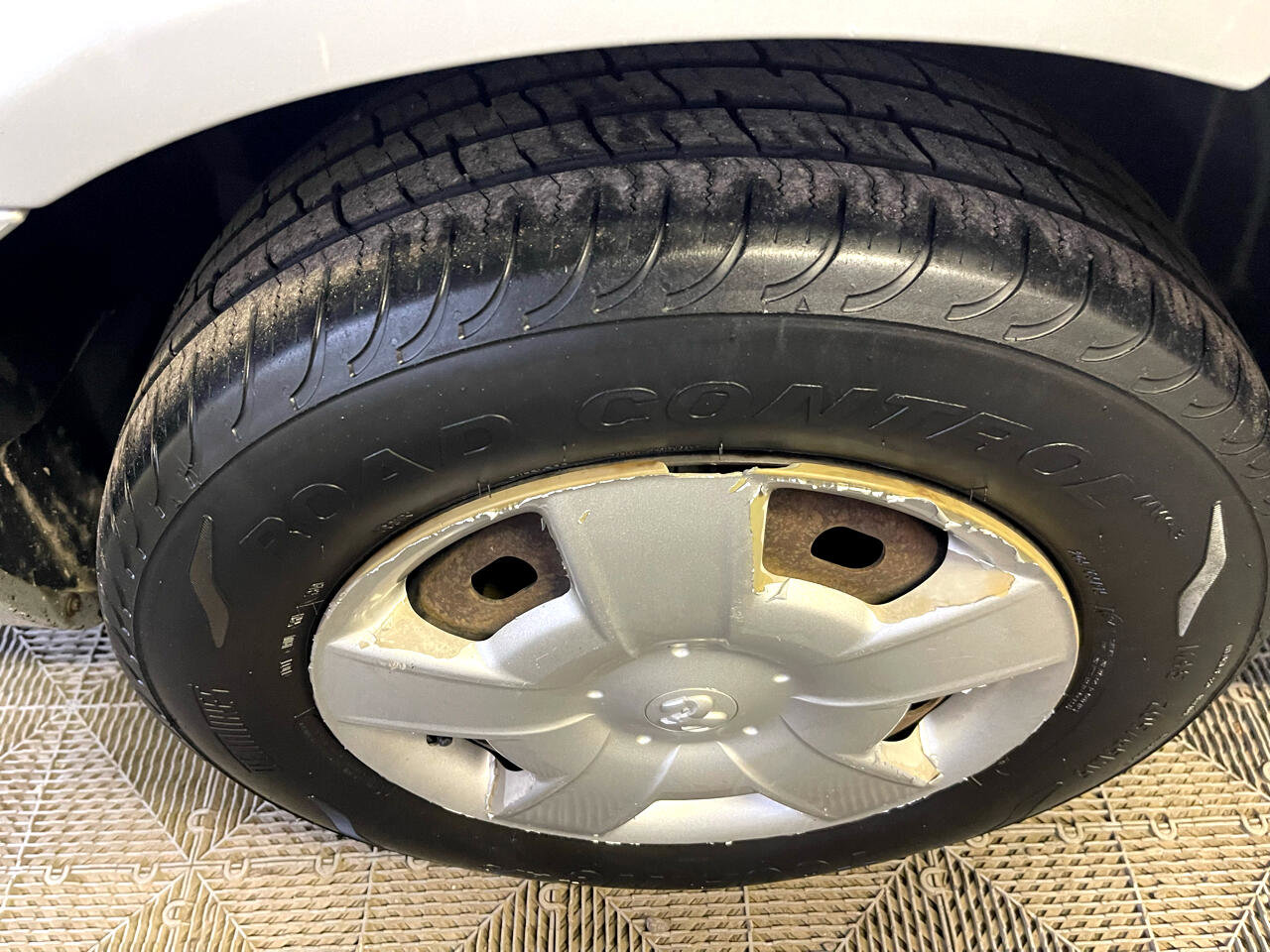 Used 2004 Dodge Stratus SE image 18