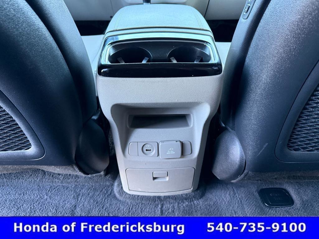 Used 2019 Kia Sedona EX w/ EX Premium Package image 48