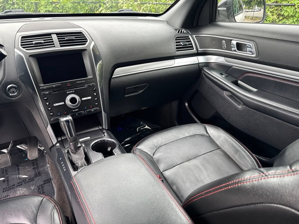 Used 2018 Ford Explorer Sport w/ Equipment Group 401A AWD/4WD image 10
