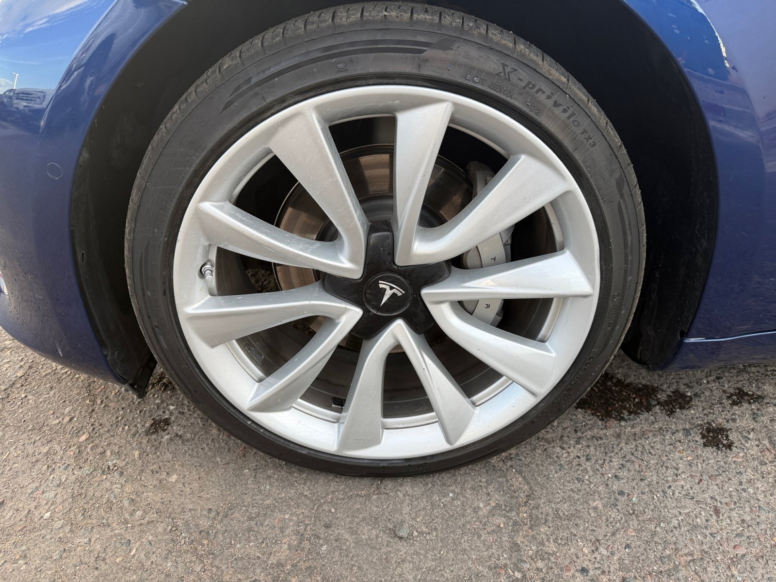 Used 2019 Tesla Model 3 Long Range AWD/4WD image 11