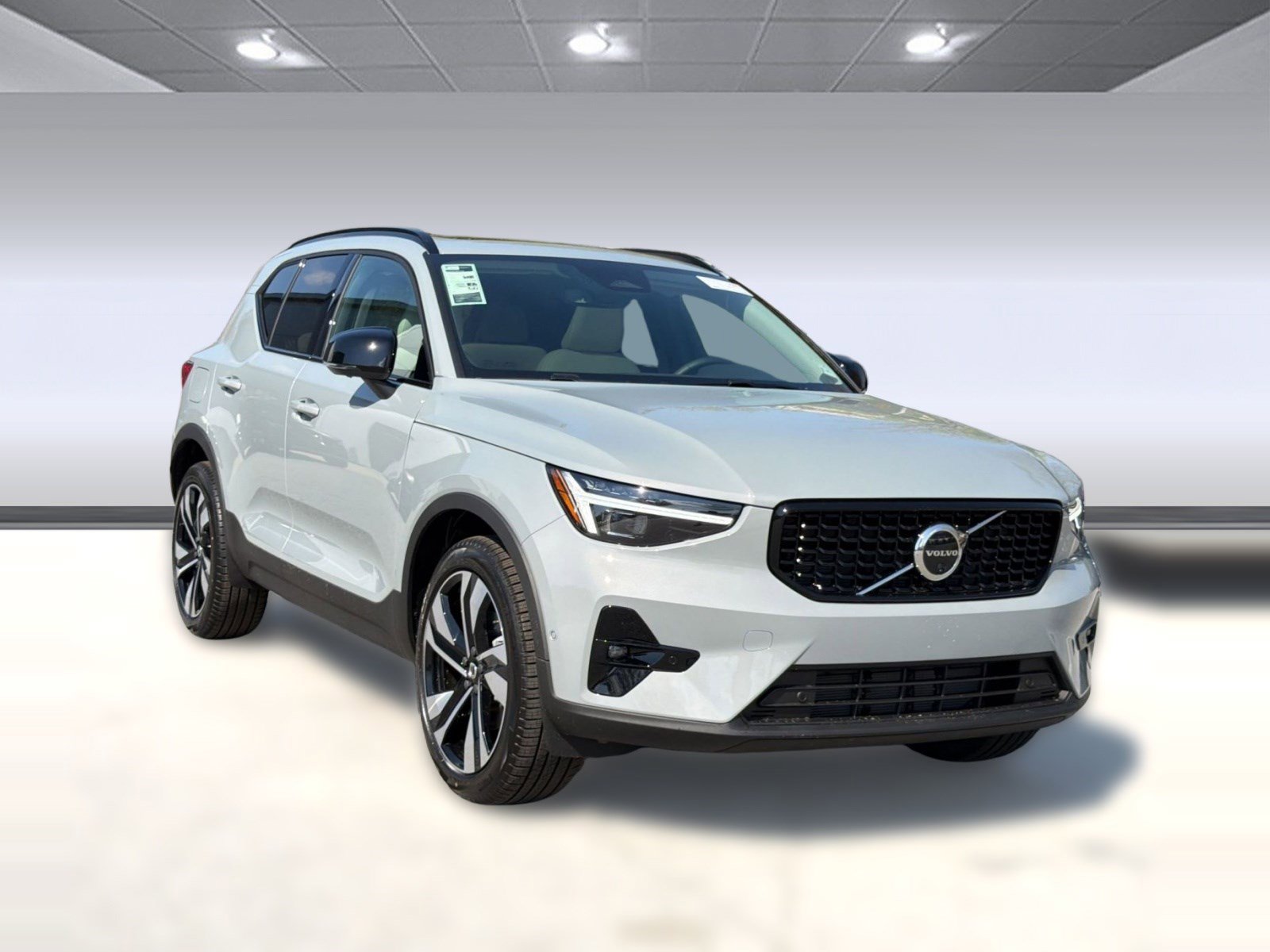 New 2026 Volvo XC40 B5 Ultra w/ Protection Package image 7