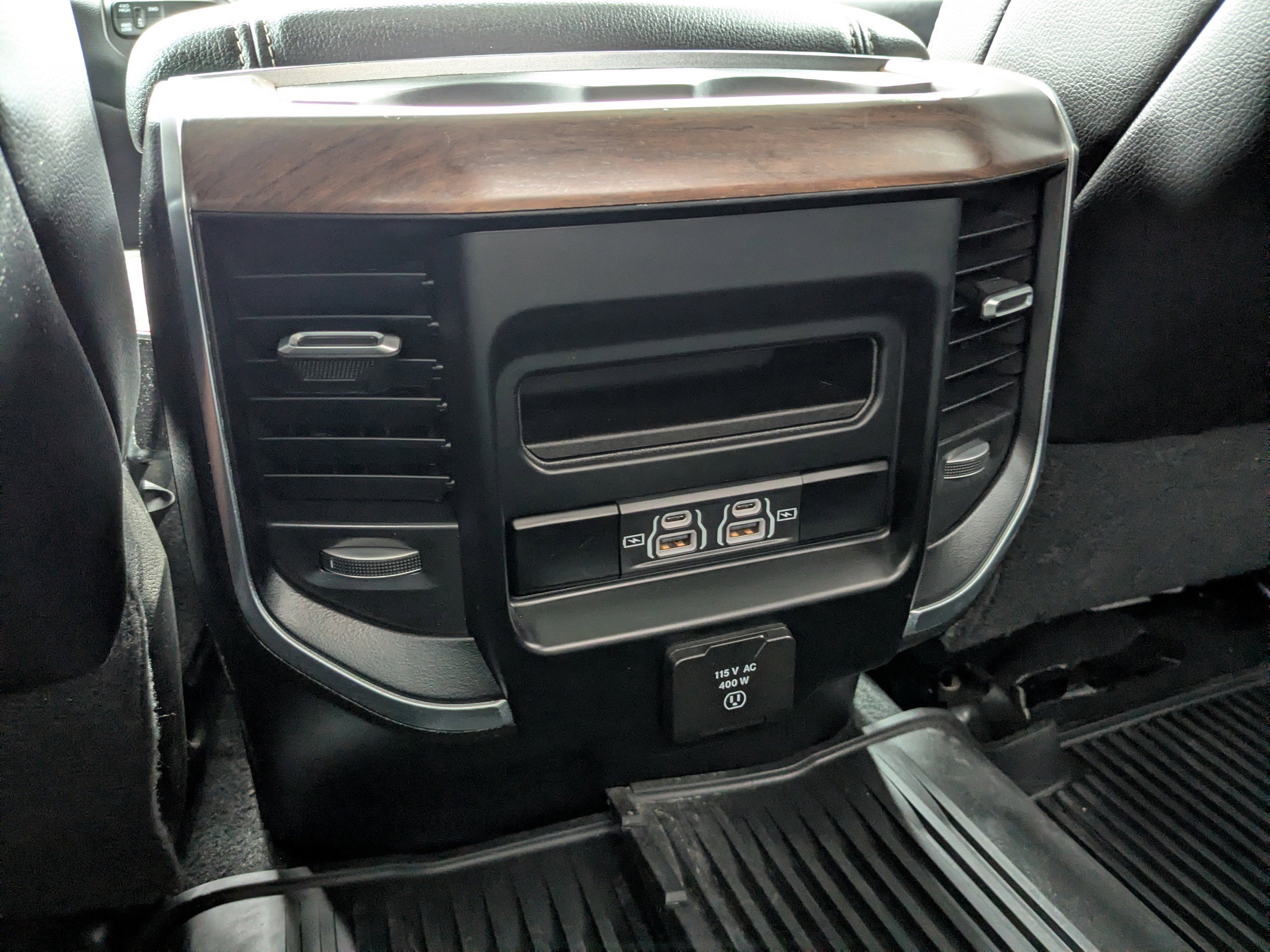 Used 2024 RAM 2500 Laramie image 14