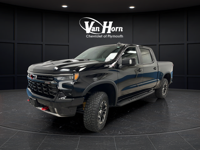 Used 2023 Chevrolet Silverado 1500 ZR2 w/ Technology Package AWD/4WD image 3