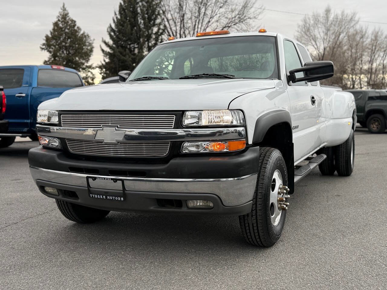 Used 2002 Chevrolet Silverado 3500 LS w/ Electrical Convenience Pkg image 18