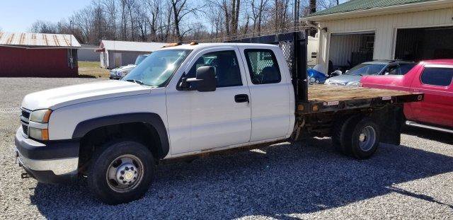 Used 2006 Chevrolet Silverado 3500 2WD Extended Cab image 1