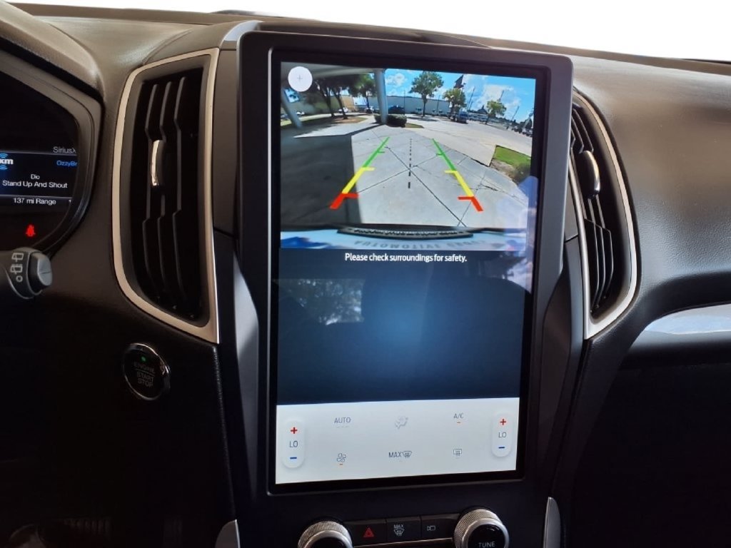 Used 2023 Ford Edge SE AWD/4WD image 28