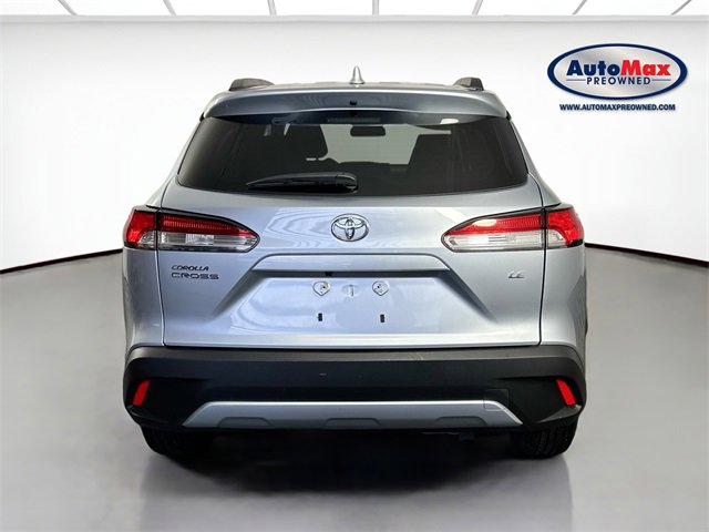 Used 2024 Toyota Corolla Cross LE image 7