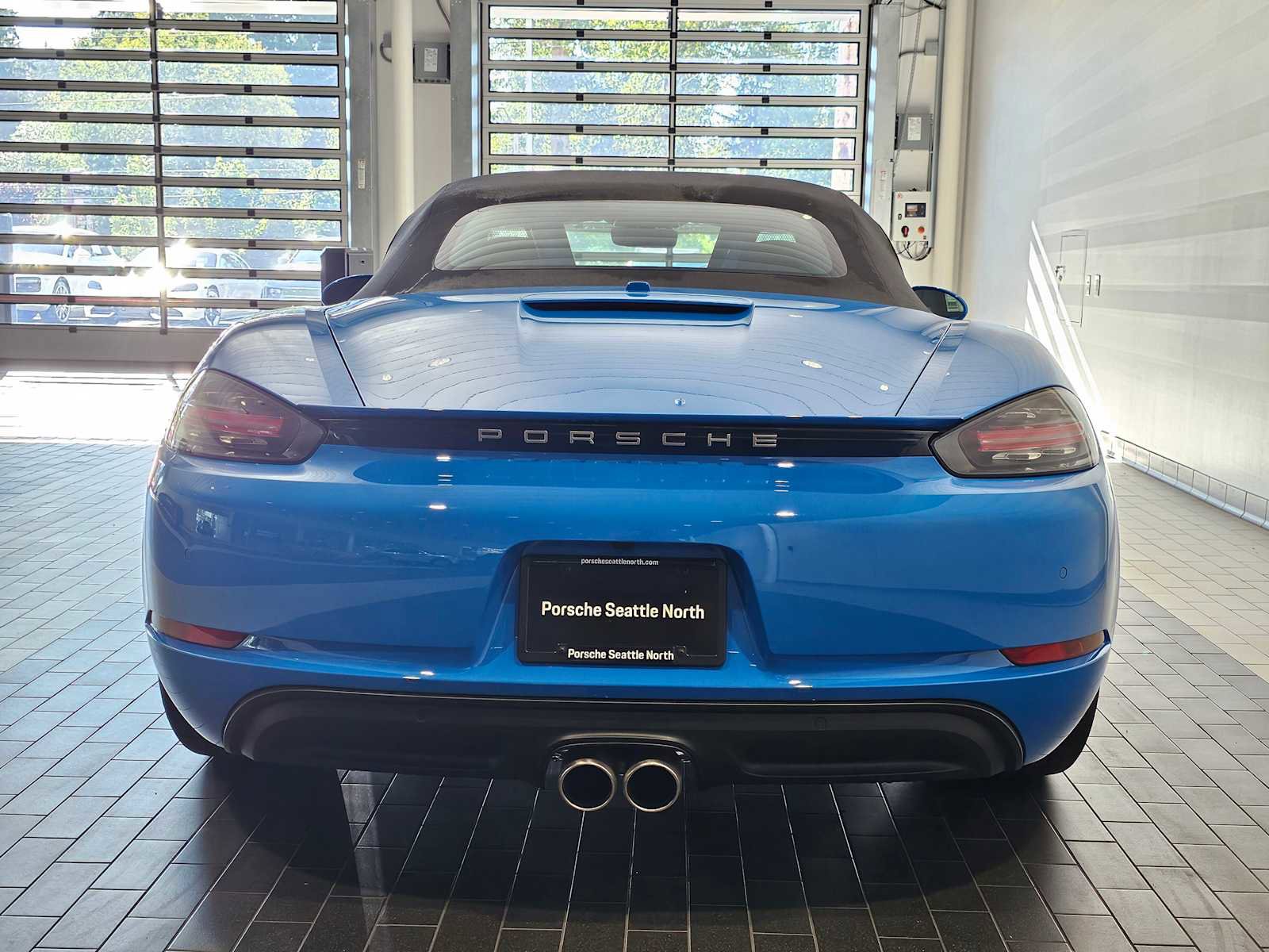 New 2025 Porsche 718 Boxster S image 6