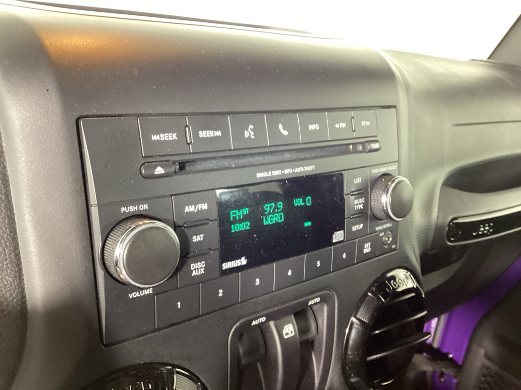Used 2016 Jeep Wrangler Sahara AWD/4WD image 26