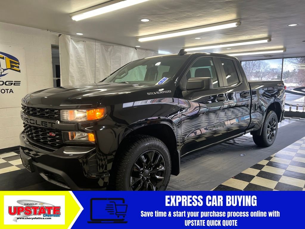 Used 2019 Chevrolet Silverado 1500 Custom w/ Custom Value Package image 4