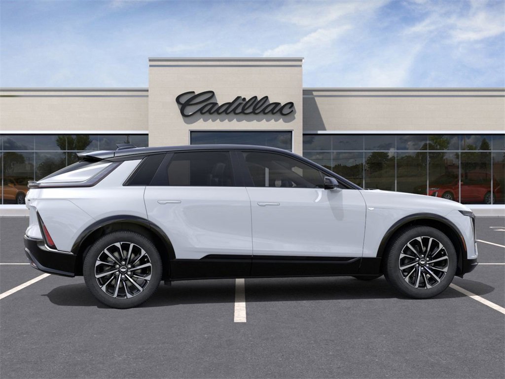 New 2026 Cadillac Lyriq Sport image 5