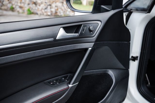Used 2019 Volkswagen GTI SE FWD image 69