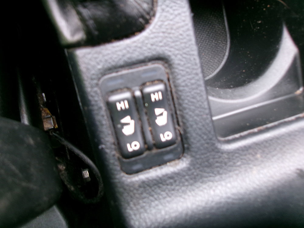 Used 2016 Subaru Crosstrek 2.0i Premium w/ Moonroof Package image 18