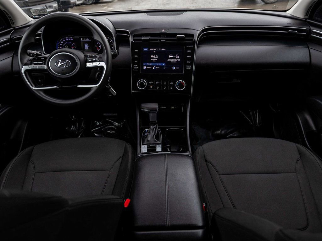 Used 2023 Hyundai Tucson SE image 29