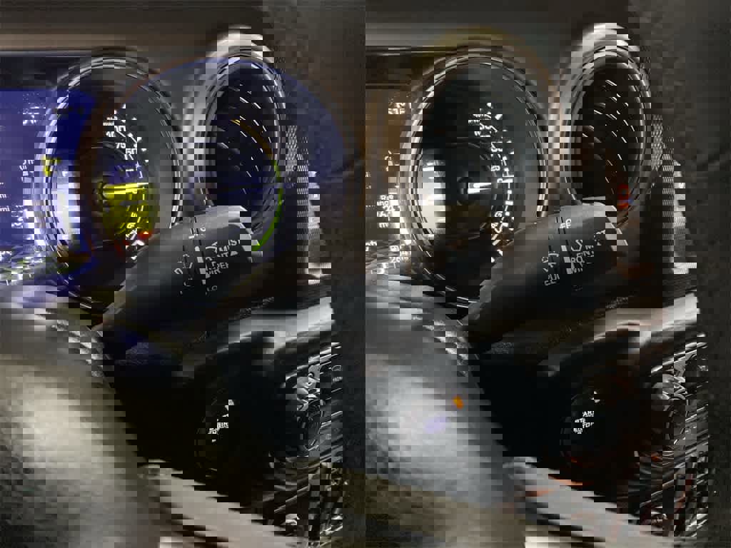 Used 2023 Jeep Wrangler Unlimited image 23