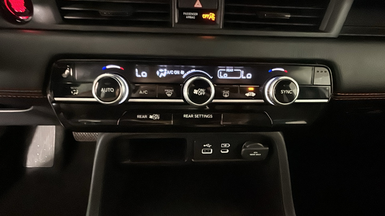 Used 2025 Honda Pilot Sport image 24