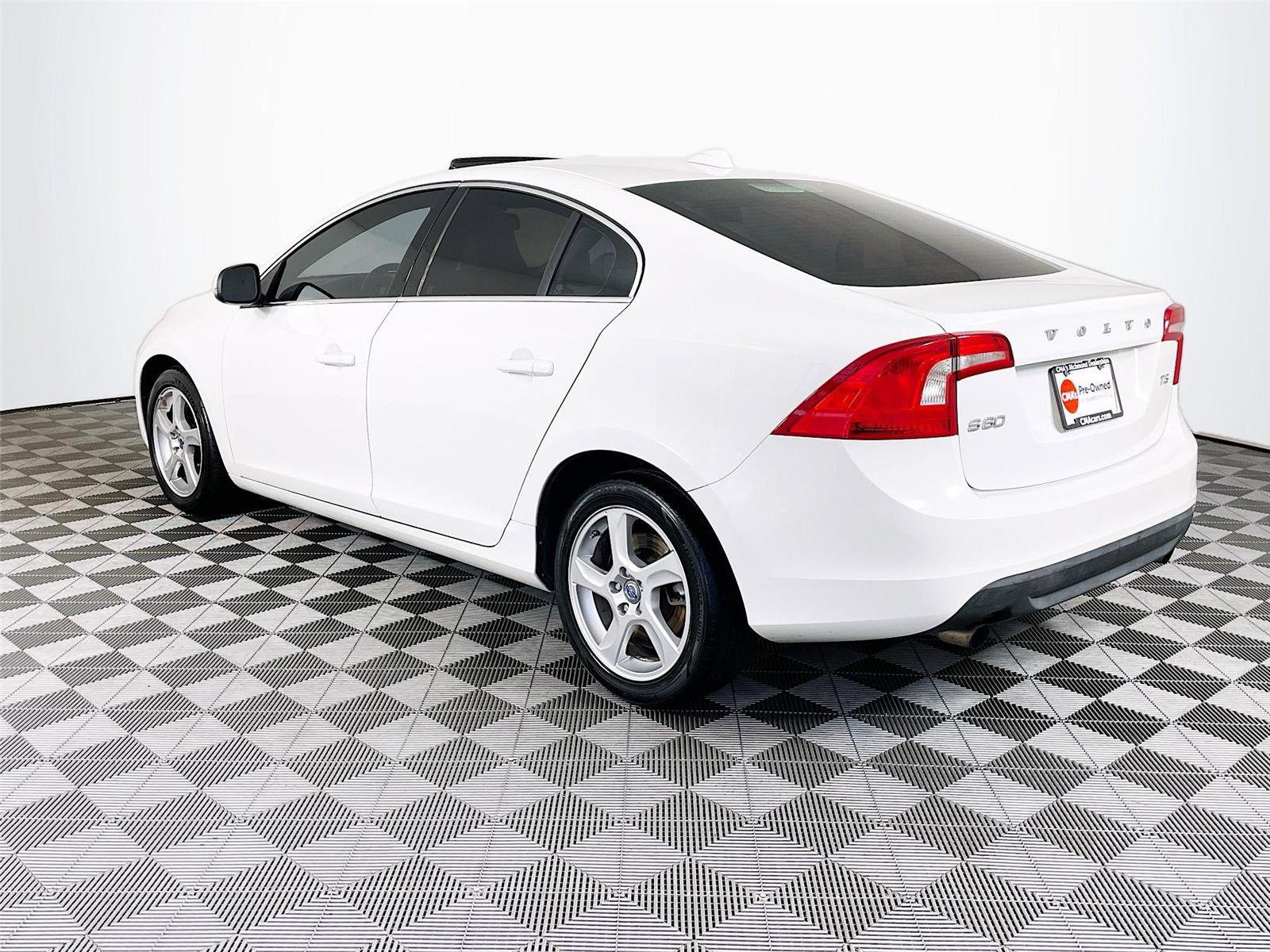 Used 2012 Volvo S60 T5 image 6