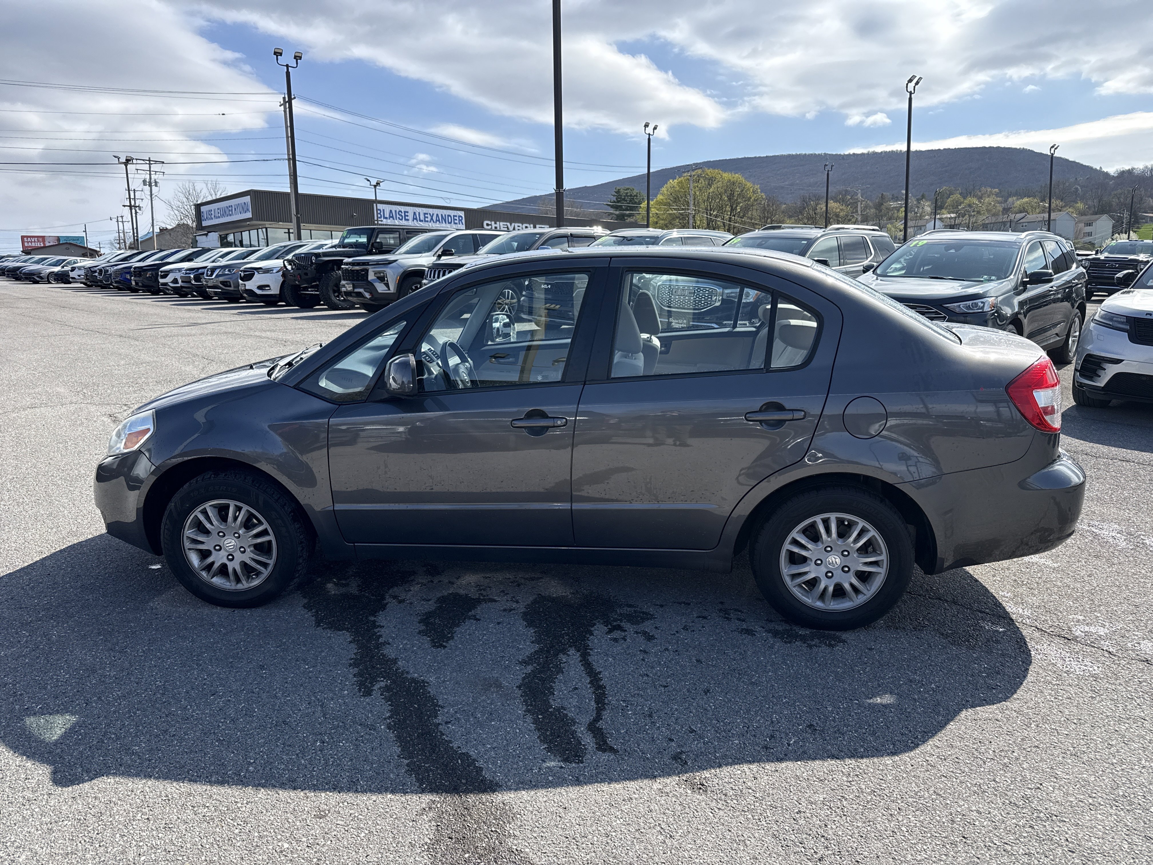 Used 2012 Suzuki SX4 LE image 6