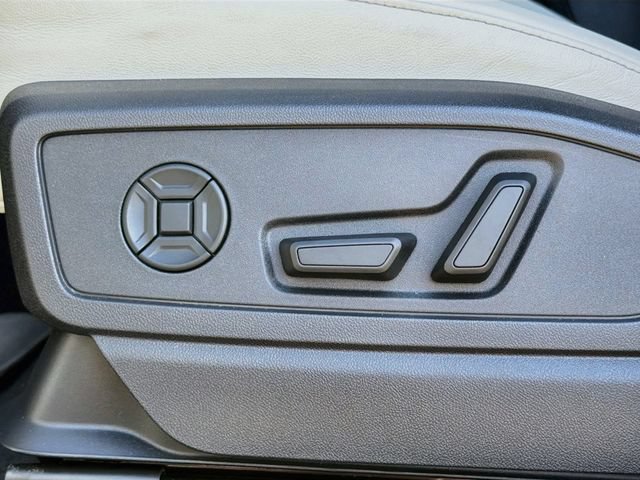 Used 2025 Audi Q5 Premium w/ Convenience Package AWD/4WD image 26