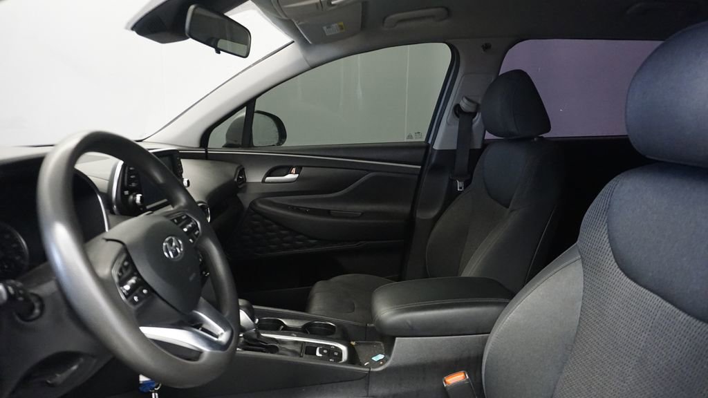 Used 2019 Hyundai Santa Fe SE image 29
