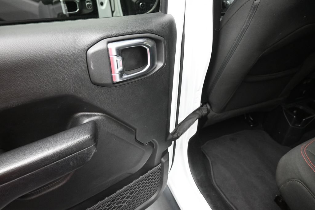 Used 2023 Jeep Wrangler Unlimited Rubicon AWD/4WD image 13