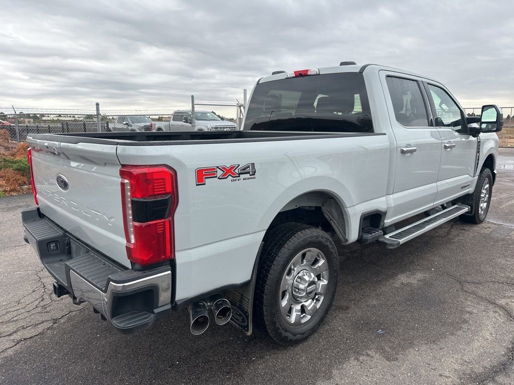 Used 2025 Ford F350 Lariat AWD/4WD image 6