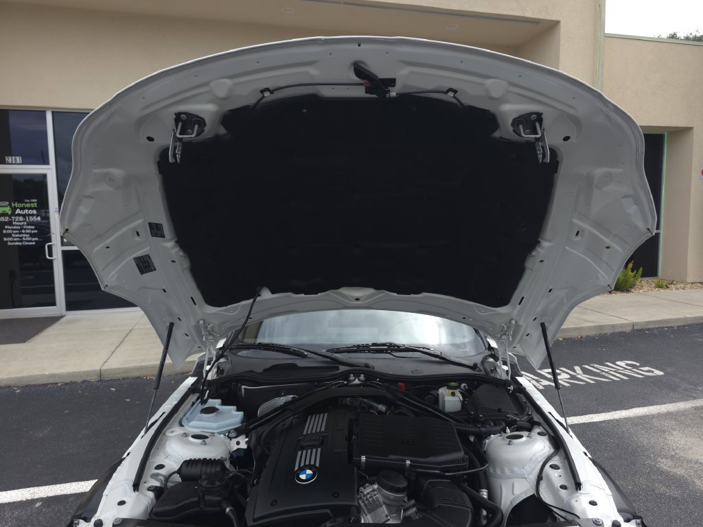 Used 2014 BMW Z4 sDrive35i RWD image 24