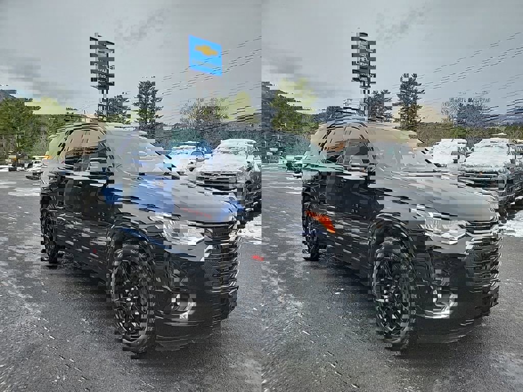 Used 2020 Chevrolet Traverse Premier w/ Redline Edition image 3